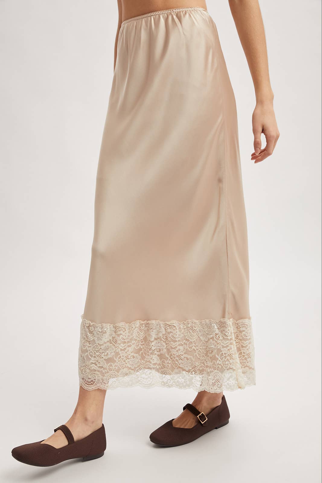 Lace Trim Satin Midi Skirt /